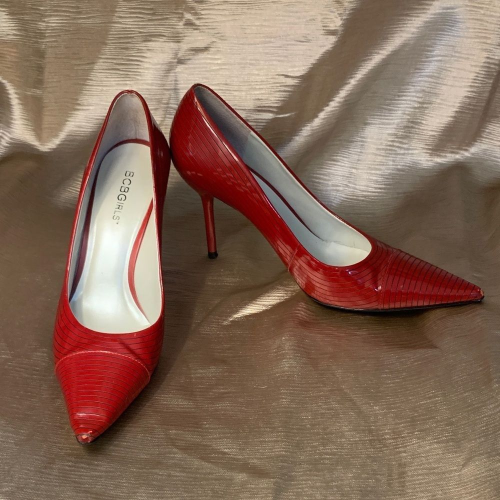 BCBGirls red textured patent leather pointed-toe pumps Size 7.5